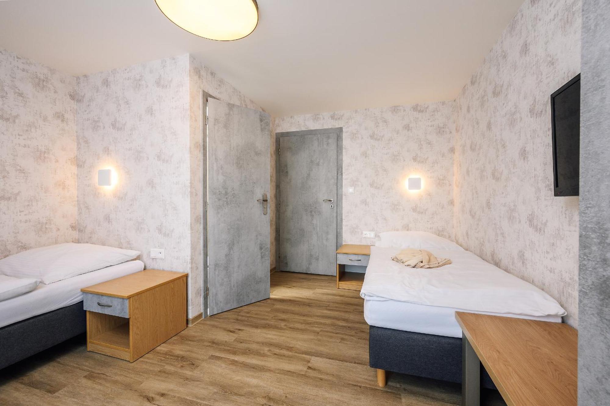 Chata Cementar Podhorie  Buitenkant foto